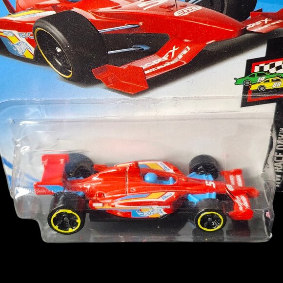 🆕️ HOT WHEELS 2017 Race Day Series Indy 500 Oval - Picture 5 of 6